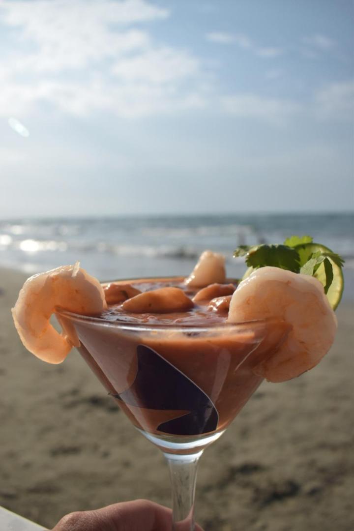 Hotel Playa Tiburon Covenitas 外观 照片